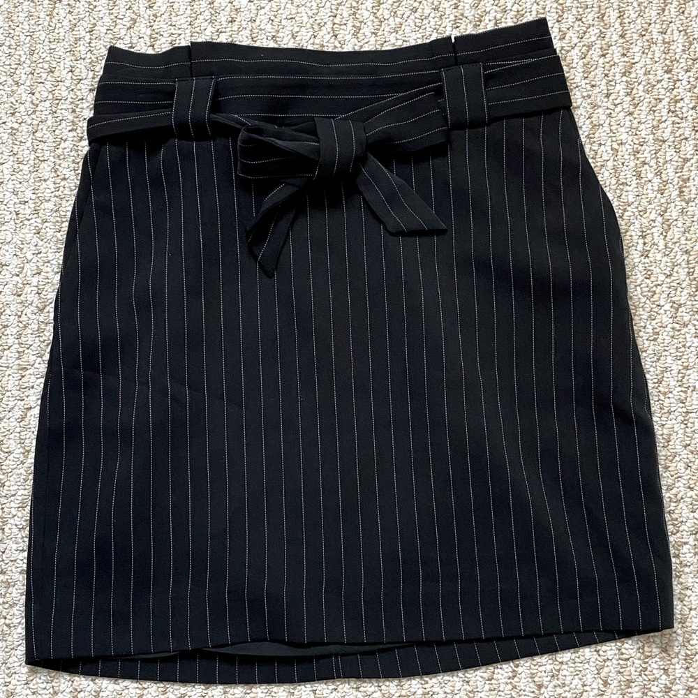 EXPRESS | High Rise Stripe Paper Bag Skirt Size 6 - Picture 3 of 14